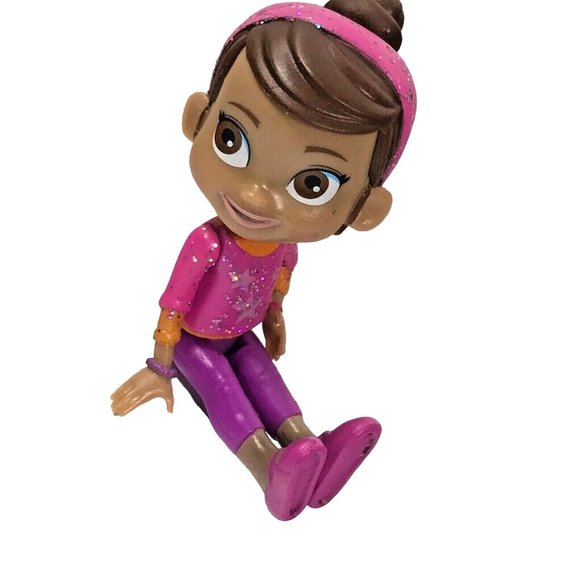 3.5” Polly Pocket Disney Doc McStuffins DOLL Wearing Pink Sparkle Toy Figure - Picture 3 of 6
